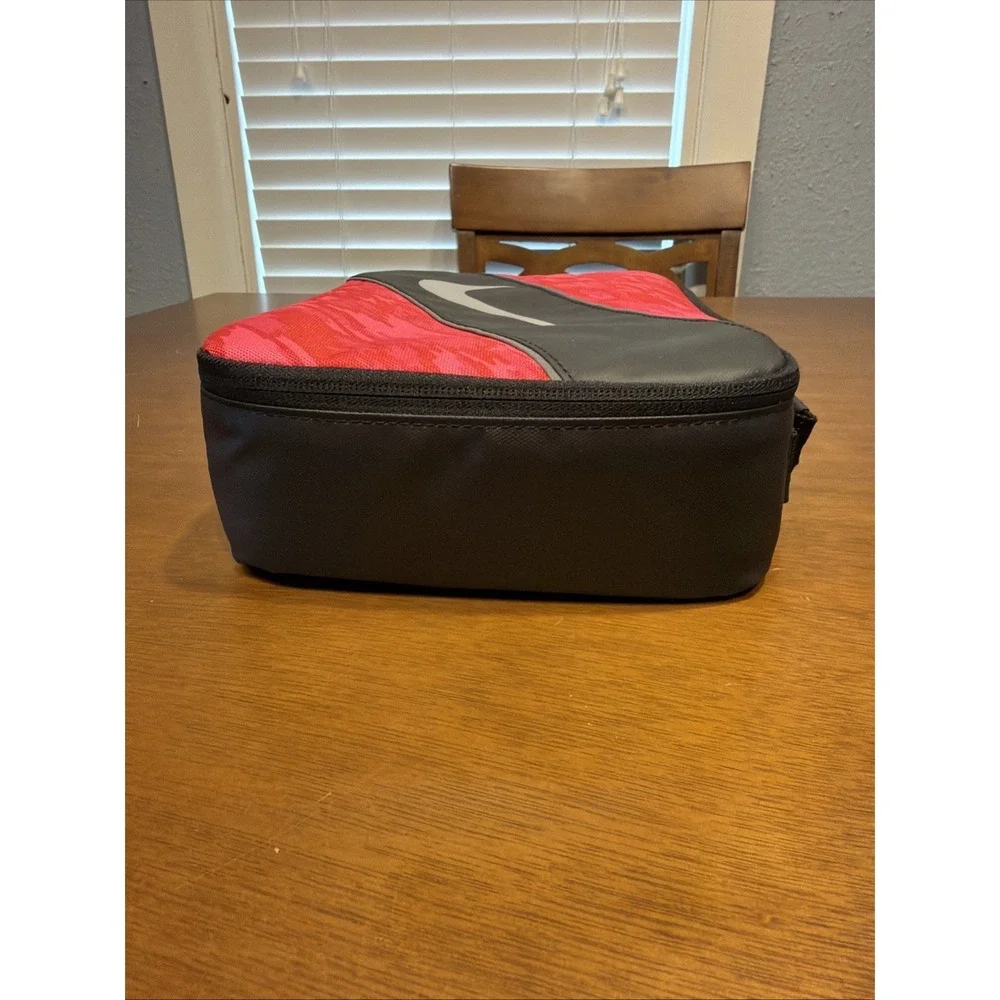 Nike lunch box